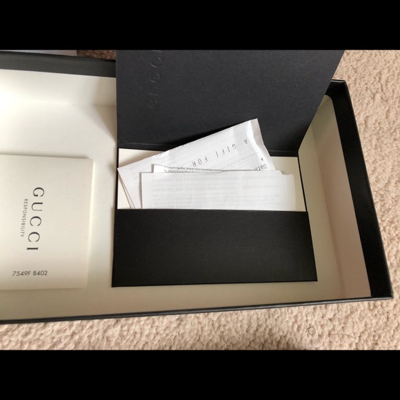 Authentic Gucci Phone Case IPhone7 - Picture 3 of 7